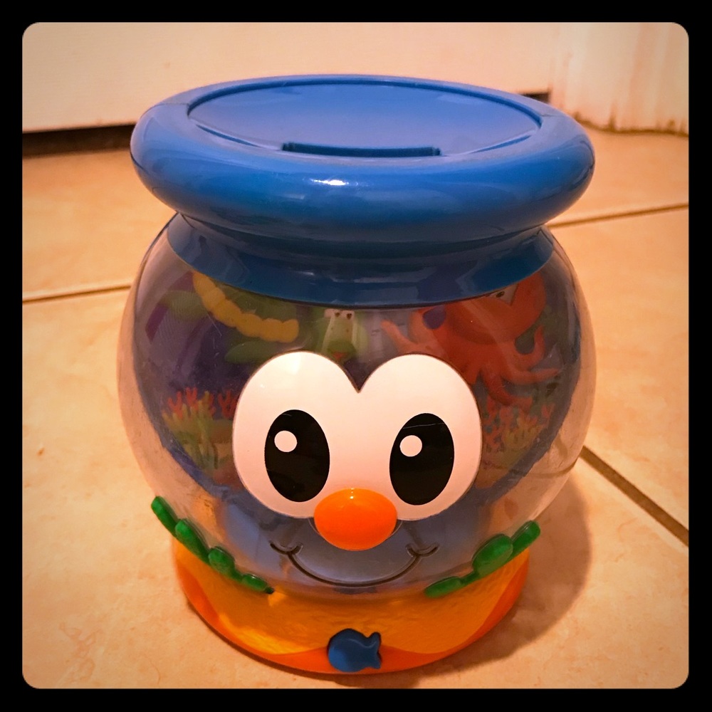 Color Fun Fish Bowl